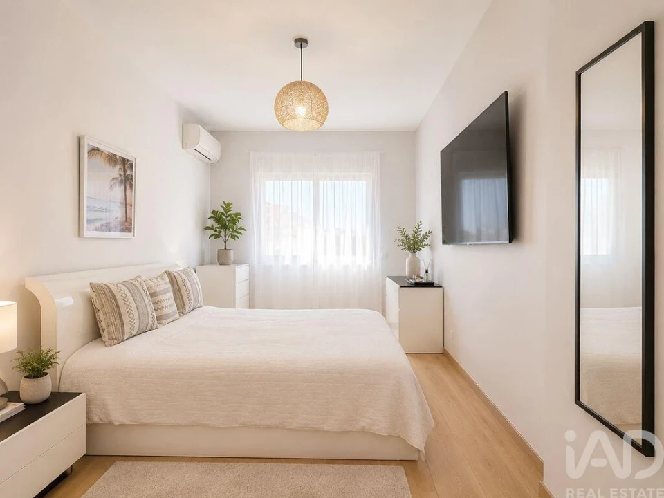Apartamento T3 para Venda em Quarteira Foto 10