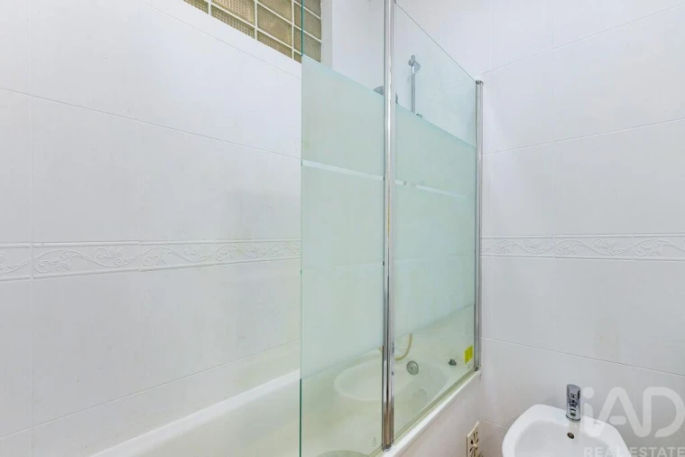 Apartamento T3 para Venda em Almada, Cova da Piedade, Pragal e Cacilhas Foto 13