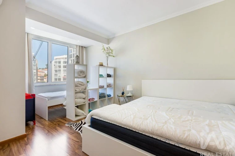 Apartamento T3 para Venda em Almada, Cova da Piedade, Pragal e Cacilhas Foto 14