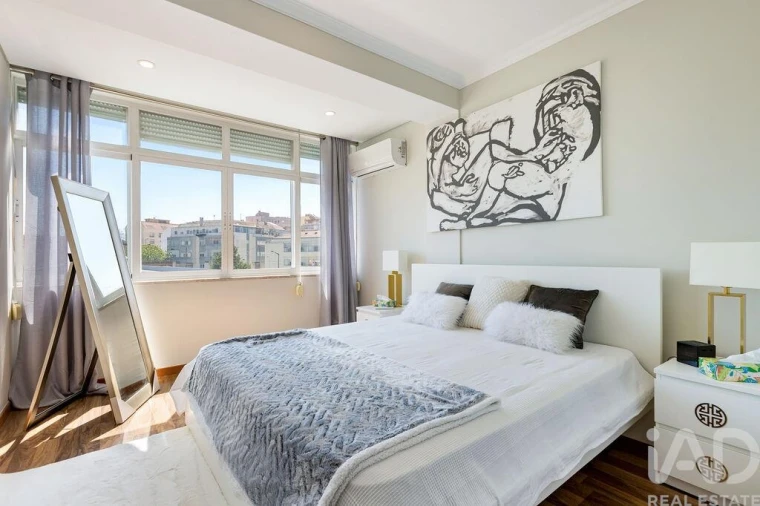 Apartamento T3 para Venda em Almada, Cova da Piedade, Pragal e Cacilhas Foto 9