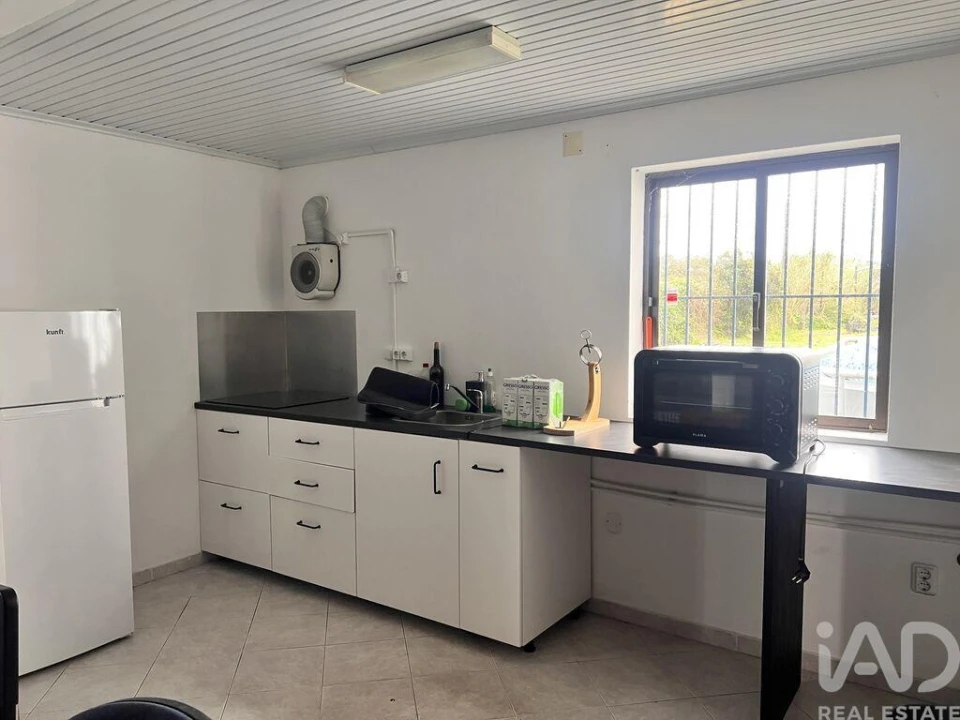 Loja para Arrendamento em Santiago do Cacém, Santa Cruz e São Bartolomeu da Serra Foto 11