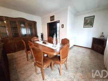 Quinta T4 para Venda em Fafe