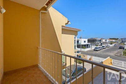 Moradia T4 para Venda em A dos Cunhados e Maceira