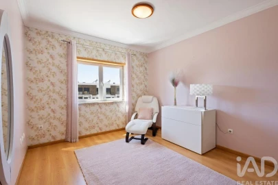 Moradia T4 para Venda em A dos Cunhados e Maceira