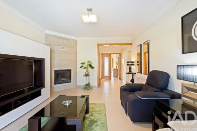 Moradia T4 para Venda em A dos Cunhados e Maceira