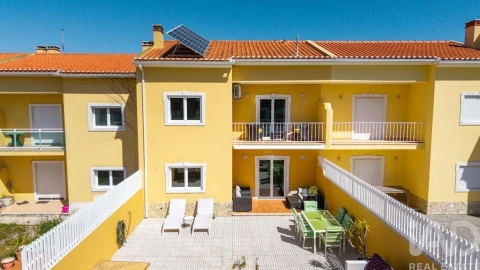 Moradia T4 para Venda em A dos Cunhados e Maceira