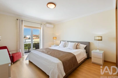 Moradia T4 para Venda em A dos Cunhados e Maceira