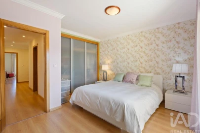 Moradia T4 para Venda em A dos Cunhados e Maceira