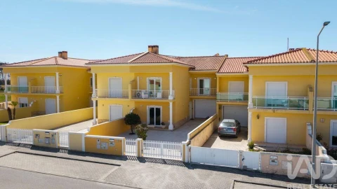 Moradia T4 para Venda em A dos Cunhados e Maceira