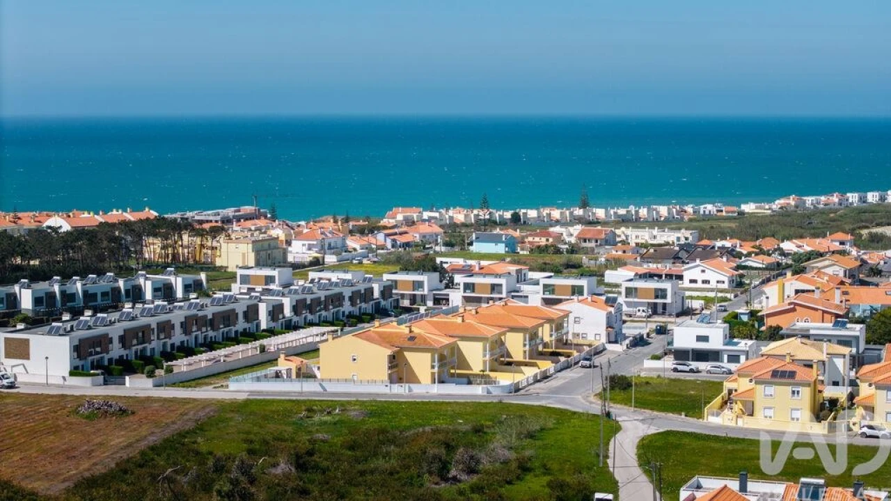 Moradia T4 para Venda em A dos Cunhados e Maceira Foto 35