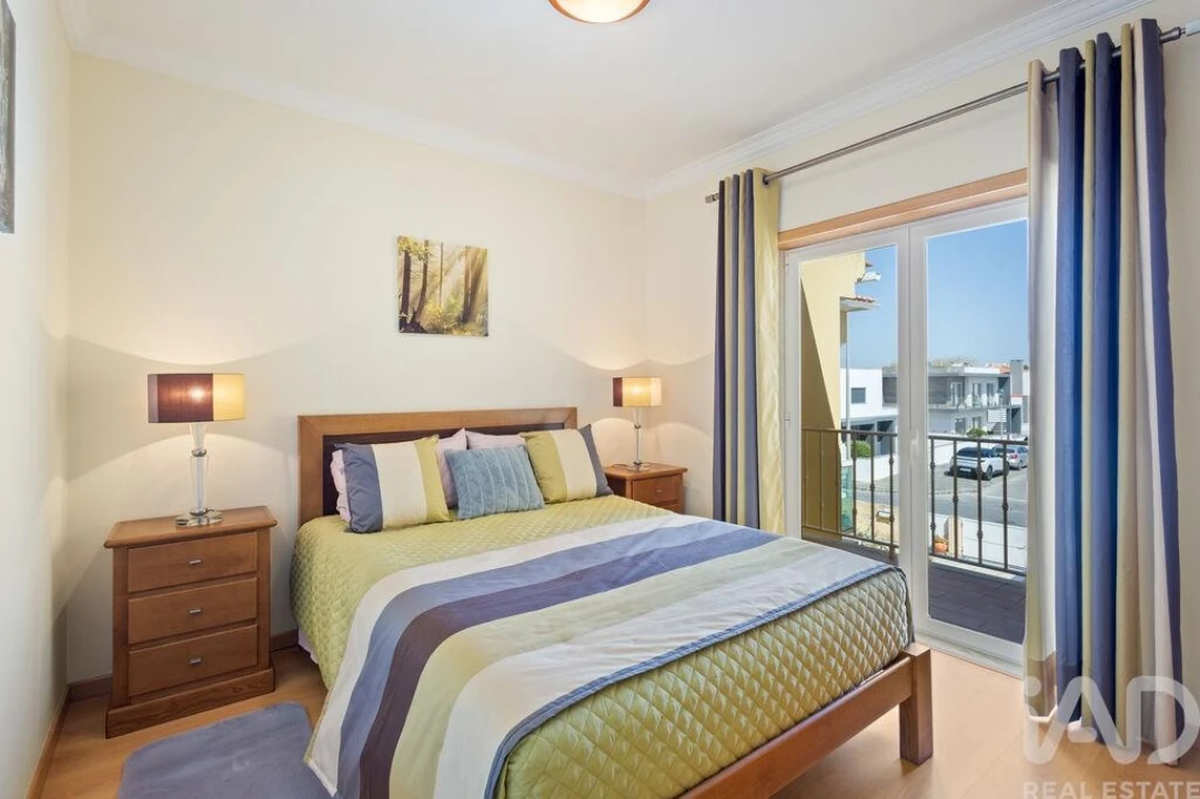 Moradia T4 para Venda em A dos Cunhados e Maceira Foto 23