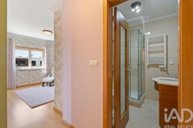 Moradia T4 para Venda em A dos Cunhados e Maceira Foto 31