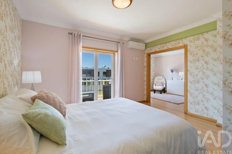 Moradia T4 para Venda em A dos Cunhados e Maceira Foto 27