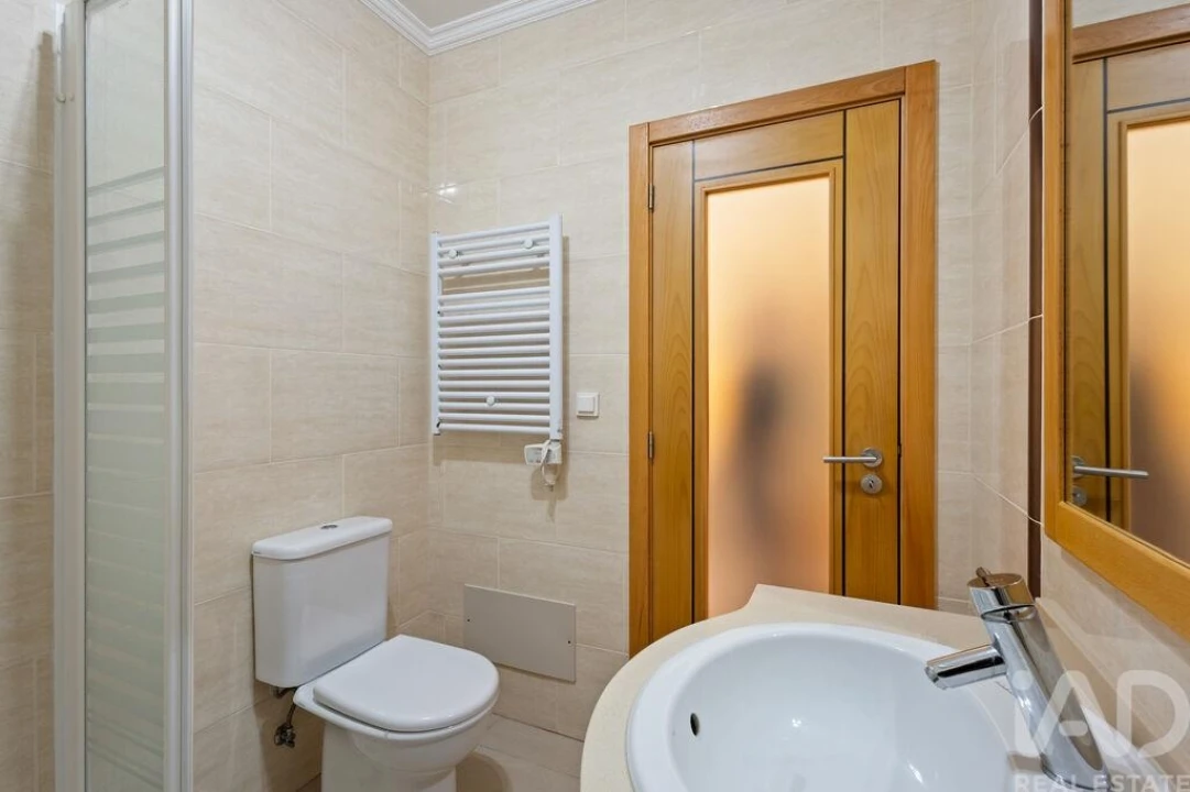 Moradia T4 para Venda em A dos Cunhados e Maceira Foto 10