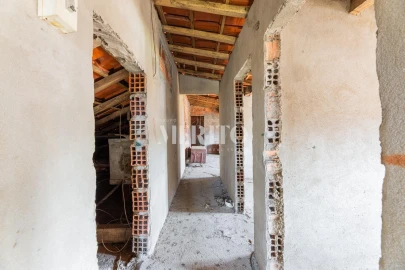 Moradia T5 para Venda em Balugães