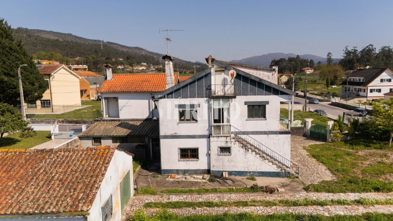 Moradia T5 para Venda em Balugães Foto 18