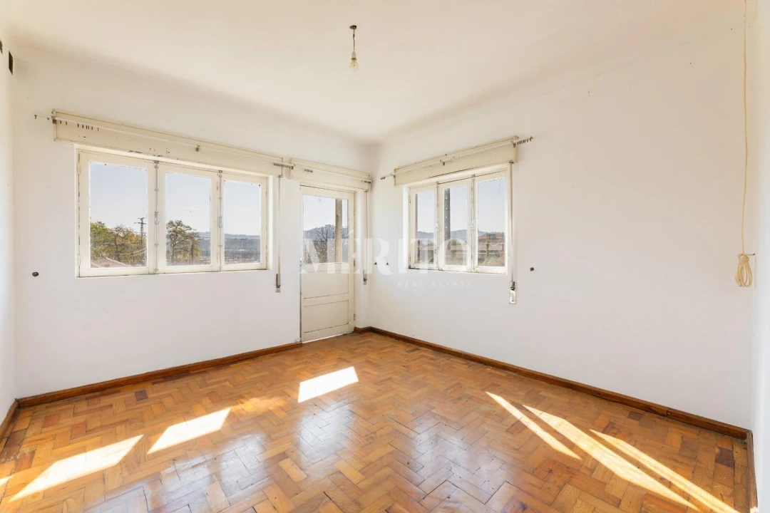 Moradia T5 para Venda em Balugães Foto 8