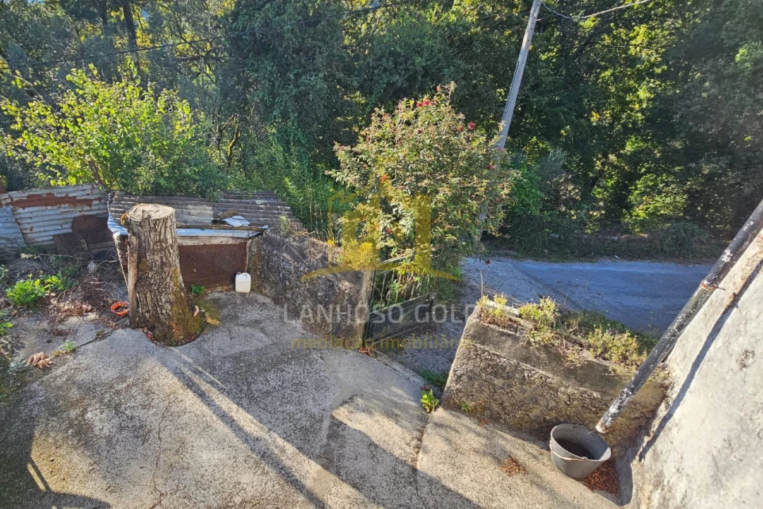 Moradia T2 para Venda em Cantelães Foto 10