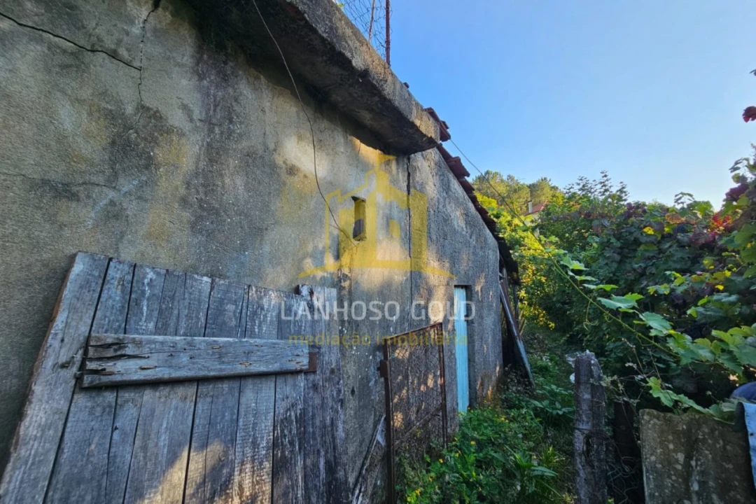 Moradia T2 para Venda em Cantelães Foto 11