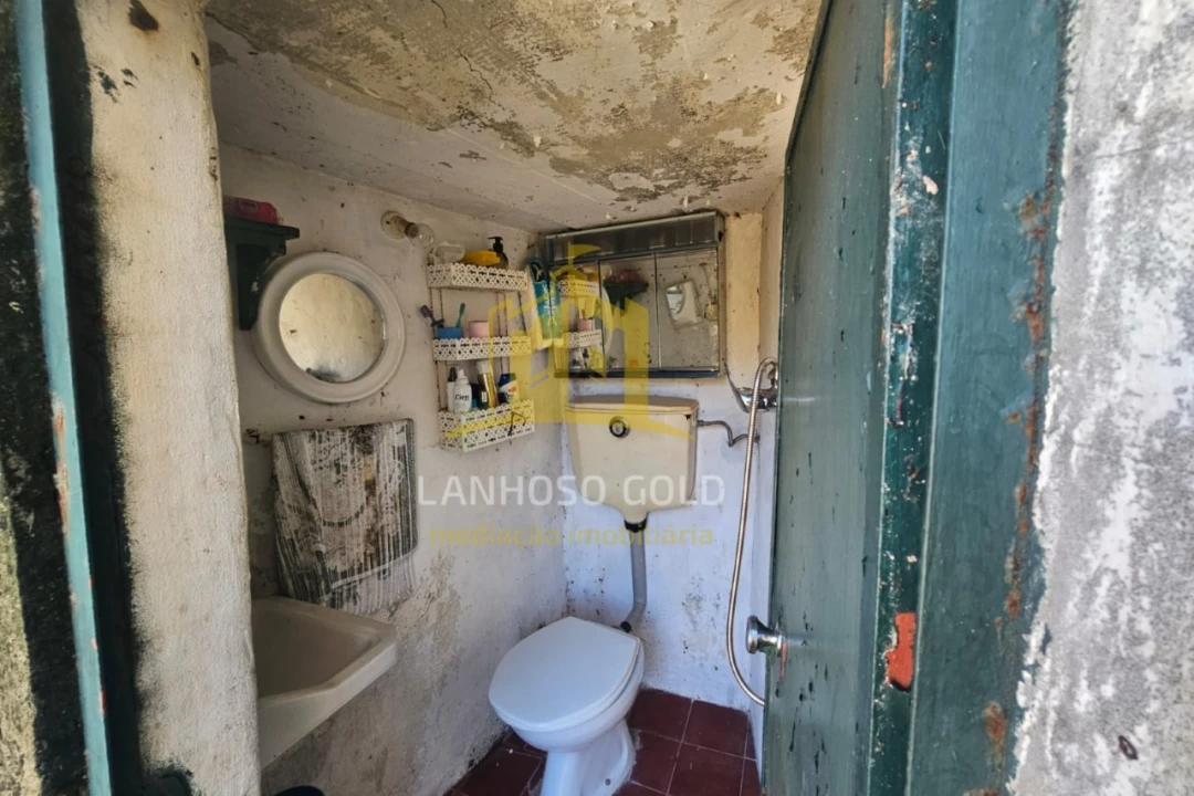 Moradia T2 para Venda em Cantelães Foto 5