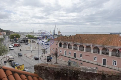 Prédio para Venda em União das Freguesias de Setúbal