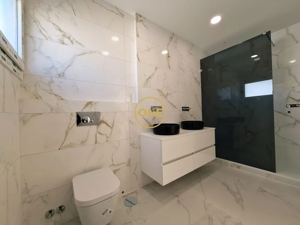 Moradia T5 para Venda em Ponte do Rol Foto 19