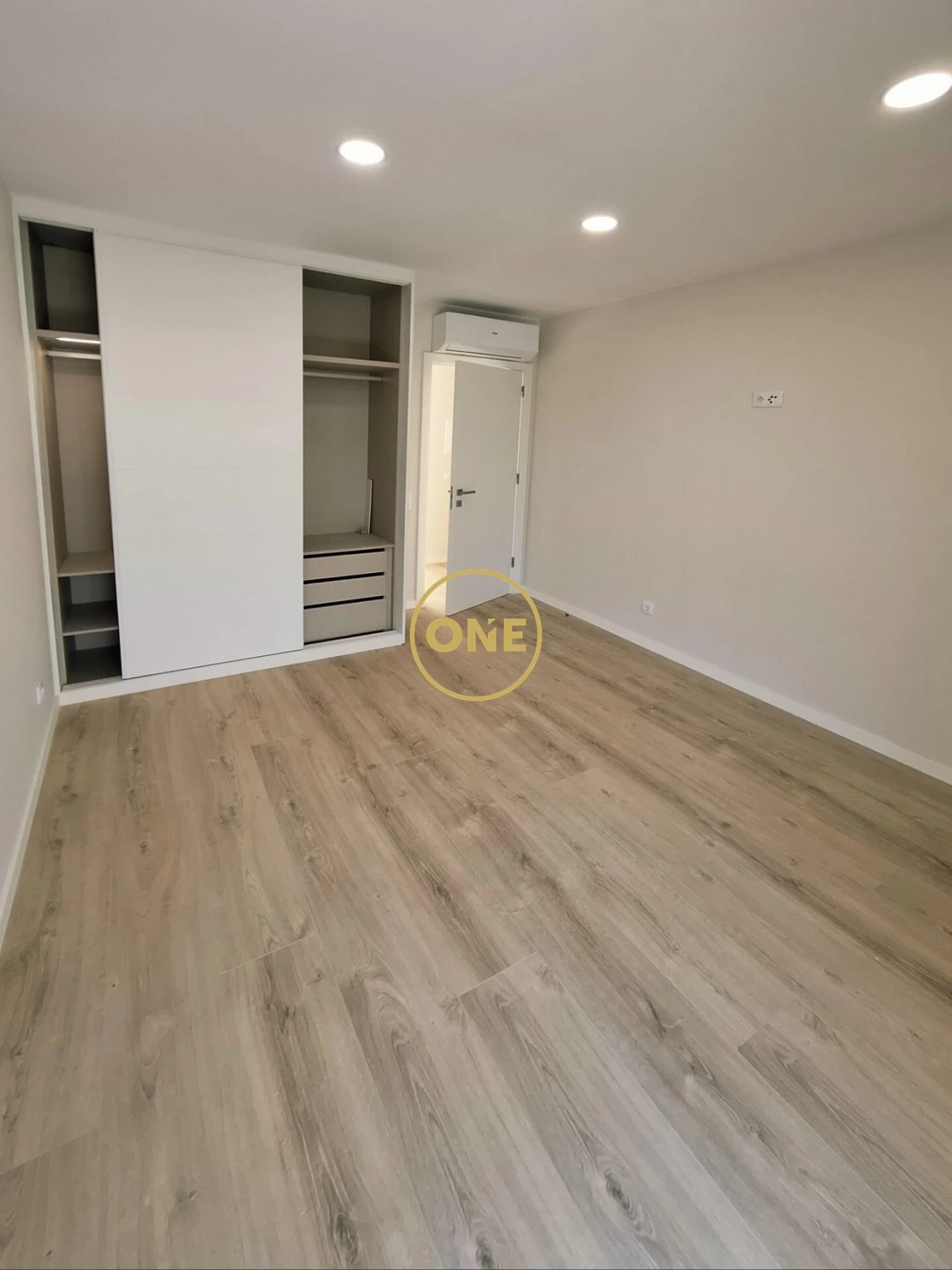 Moradia T5 para Venda em Ponte do Rol Foto 21