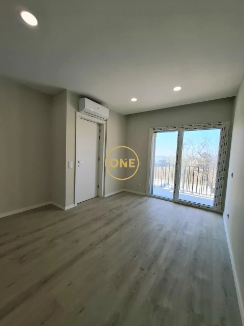 Moradia T5 para Venda em Ponte do Rol