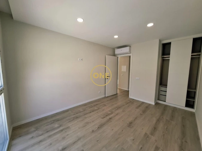 Moradia T5 para Venda em Ponte do Rol Foto 16