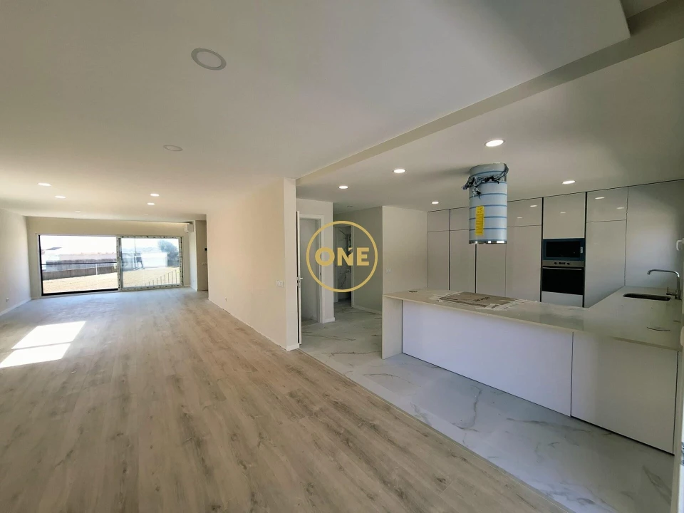 Moradia T5 para Venda em Ponte do Rol Foto 12