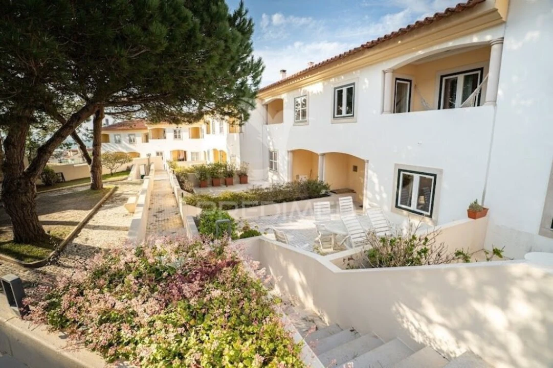 Apartamento T1 para Venda em Marinha Grande Foto 1