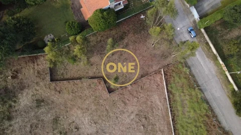 Terreno para Venda em Anta e Guetim