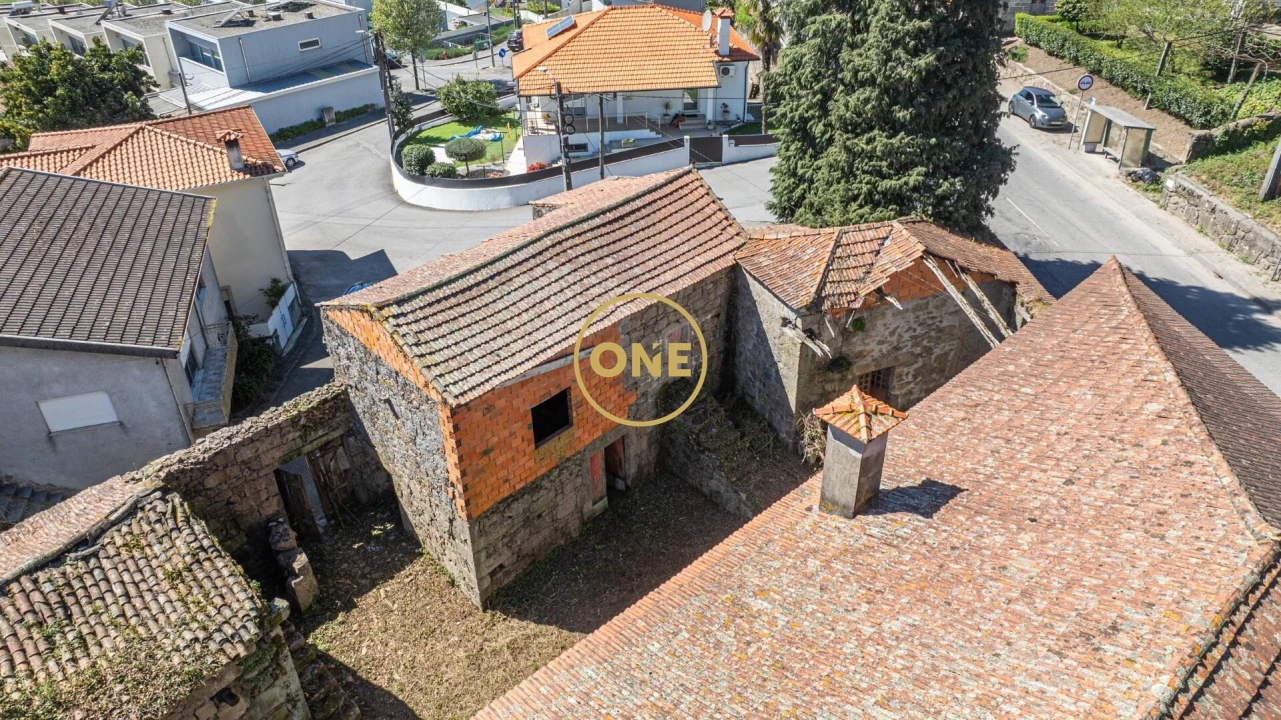 Moradia T5 para Venda em Requião Foto 11