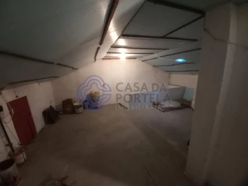 Moradia T4 para Venda em Nossa Sra de Fatima