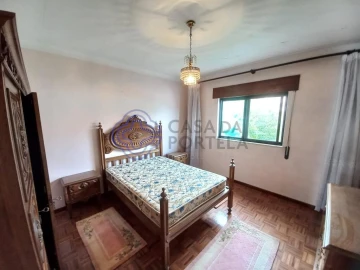 Moradia T4 para Venda em Nossa Sra de Fatima