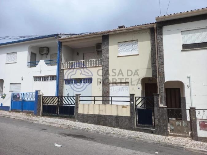 Moradia T4 para Venda em Nossa Sra de Fatima Foto 28