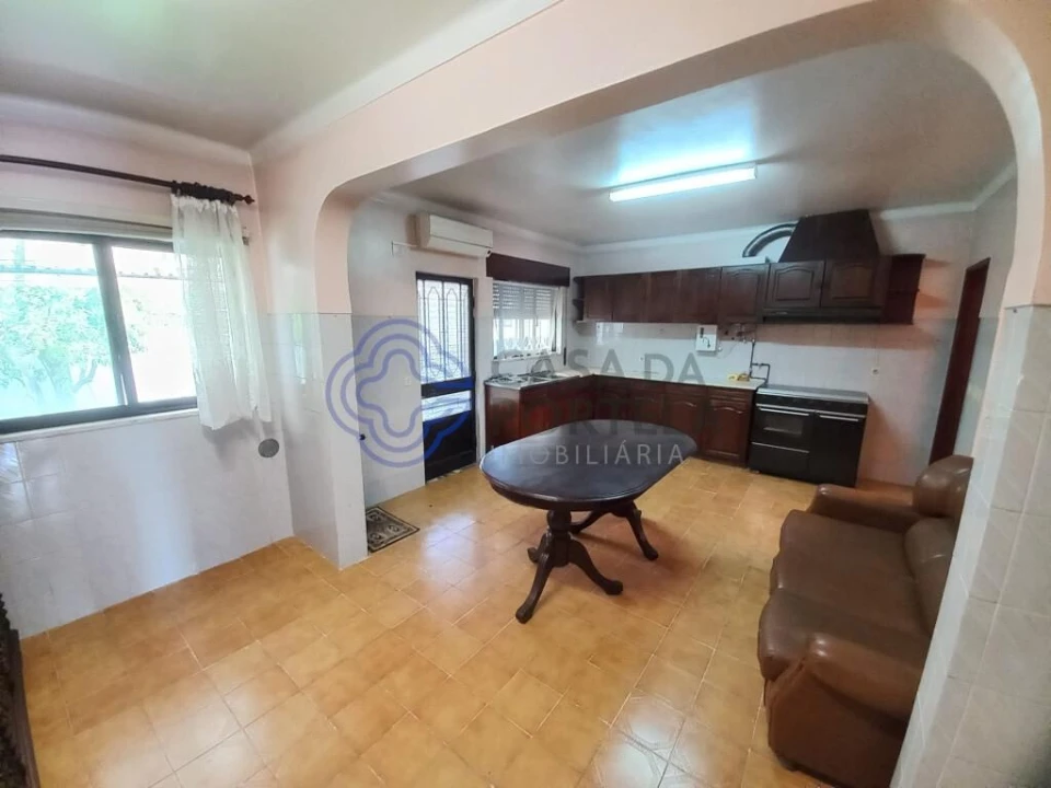 Moradia T4 para Venda em Nossa Sra de Fatima Foto 5