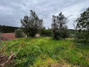 Moradia T2 para Venda em Casais e Alviobeira