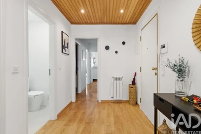 Apartamento T2 para Venda em Queluz e Belas