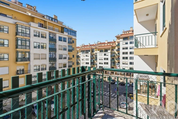 Apartamento T2 para Venda em Queluz e Belas Foto 13