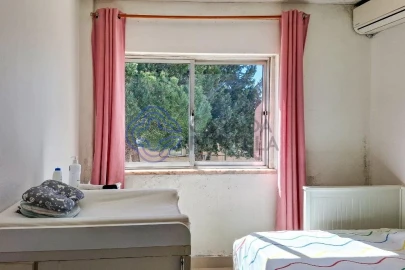 Moradia T3 para Venda em Águas Livres