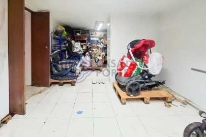 Moradia T3 para Venda em Águas Livres