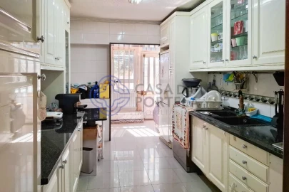 Moradia T3 para Venda em Águas Livres