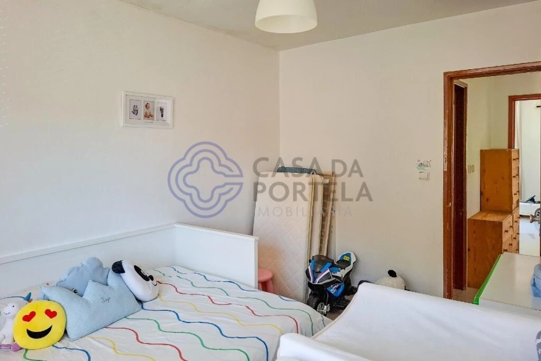 Moradia T3 para Venda em Águas Livres Foto 22