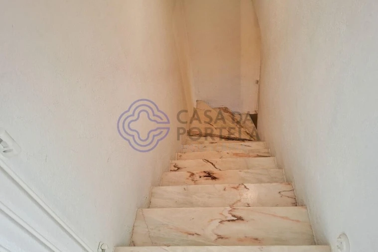 Moradia T3 para Venda em Águas Livres Foto 36