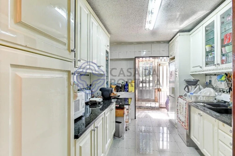 Moradia T3 para Venda em Águas Livres Foto 7