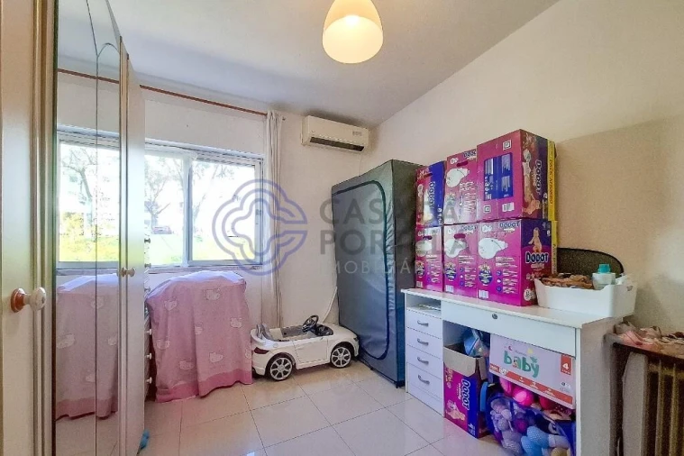 Moradia T3 para Venda em Águas Livres Foto 35