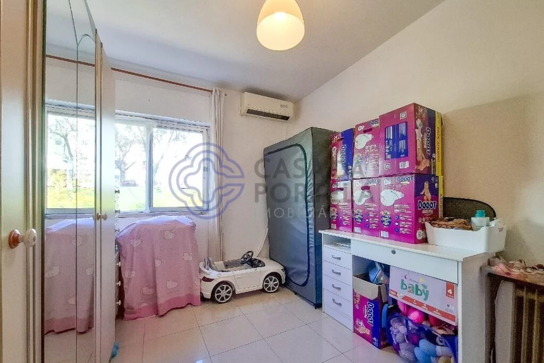 Moradia T3 para Venda em Águas Livres Foto 35