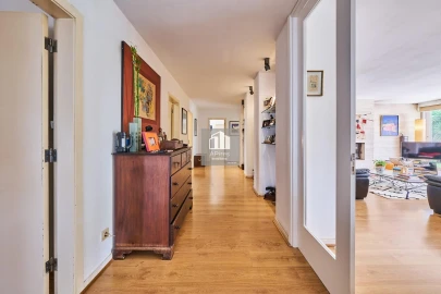 Moradia T3 para Venda em Charneca de Caparica e Sobreda