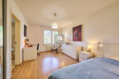 Moradia T3 para Venda em Charneca de Caparica e Sobreda